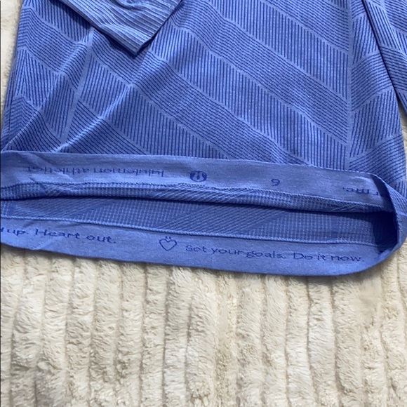 Lululemon top - Picture 5 of 8